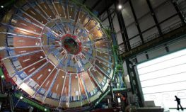 CERN: Βρέθηκε το «σωματίδιο του Θεού» ή Μποζόνιο του Higgs
