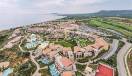 Μέχρι και…»Costa Navarino» θα προβλέπει το ΣΧΟΟΑΠ του νησιού;!