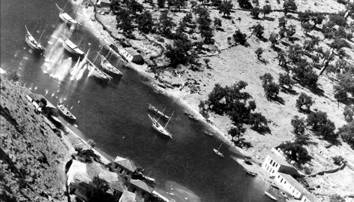 27 Ιουλίου 1943, η RAF βομβαρδίζει το Μεγανήσι (Βαθύ)