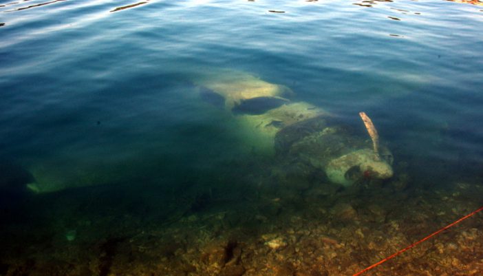 Η ιστορία του αεροπλάνου που βυθίστηκε το 1971 στο Μεγανήσι από τον Ερρίκο Καλλίνικο