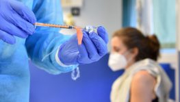 Ανακοίνωση δήμου Μεγανησίου για εμβολιασμούς για τον κορονοϊό.
