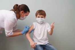 Και στο Μεγανήσι ανακοινώθηκε από το υπουργείο εμβολιαστική γραμμή για παιδιά 5-11 ετών.