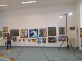 Σε εξέλιξη βρίσκεται η έκθεση ζωγραφικής του Γιώργου Φερεντίνου στο Μεγανήσι