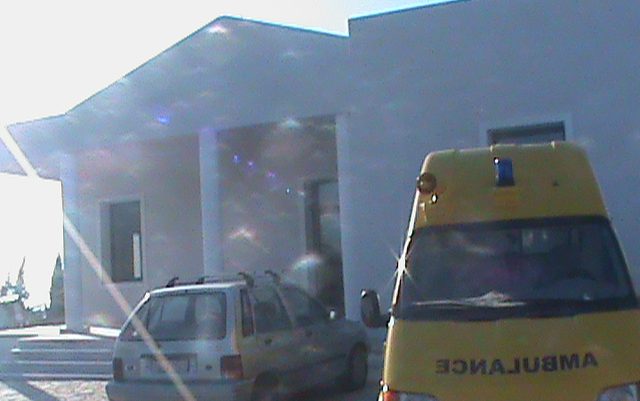 Ανέλαβε η νέα αγροτική γιατρίνα.