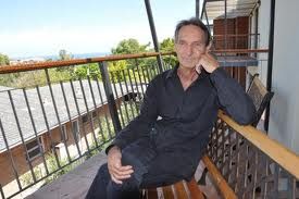 Frank Palmos: Ένας Μεγανησιώτης της διασποράς